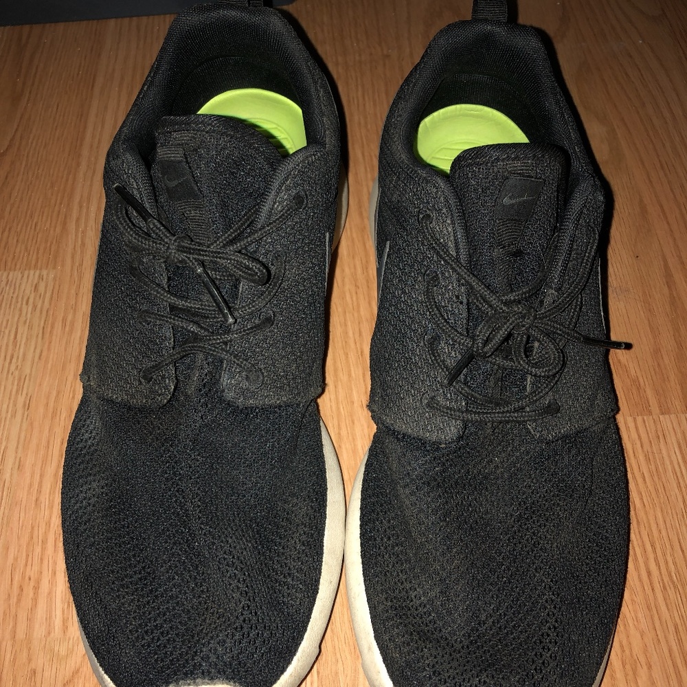 used Nike Roshe size 10.5